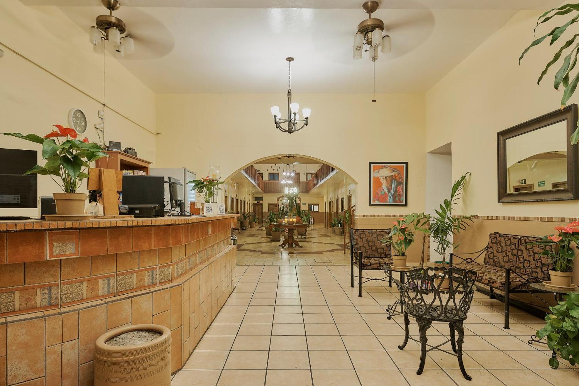 Hotel Cervantino Tapachula Exterior photo